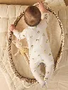 26E0NM31GRE_000_4b2afe114-305b-4843-ae74-2de96ec530ba (1).webp