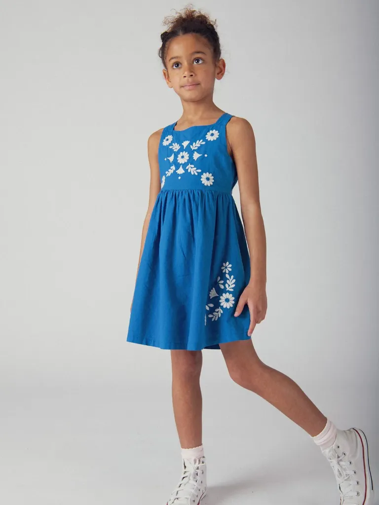 26_PE_TH8_SolarVibes_Studio_Kid_18.webp
