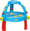 table d'activité avec fontaine